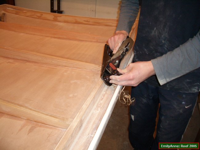 y33-a mild chamfer was put on the outside of the rails to help to roof fit inside the cabin walls.JPG